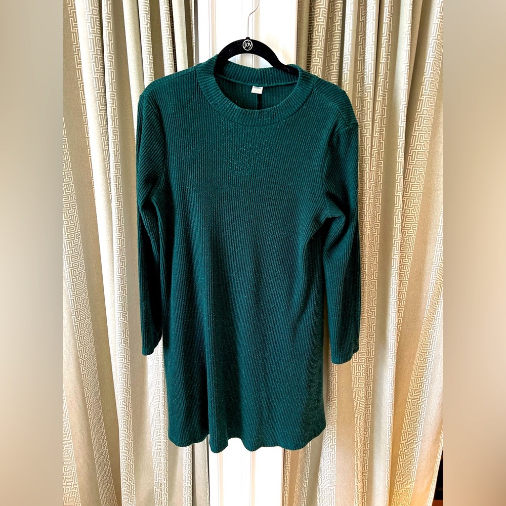 Emerald green ribbed long sleeved mock neck sweater dress